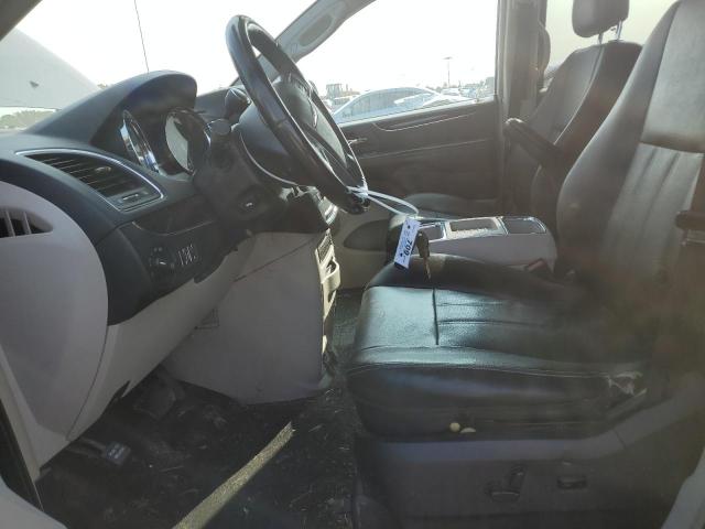 Photo 7 from auction – 2013 CHRYSLER TOWN & COU with VIN 2C4RC1CG7DR572529