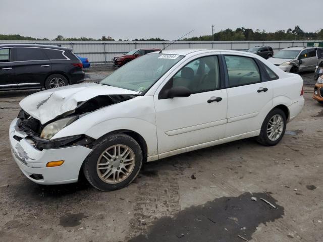 FORD FOCUS ZX4 2005 with VIN 1FAFP34N15W206256 - Photo from auction