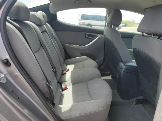 Photo 10 from auction – 2012 HYUNDAI ELANTRA GL with VIN 5NPDH4AE5CH113946