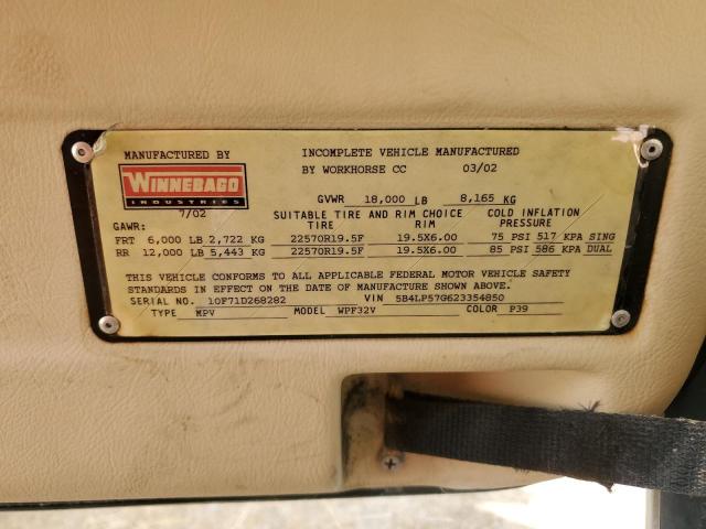 Photo 10 from auction – 2003 WINNEBAGO MOTORHOME with VIN 5B4LP57G623354850