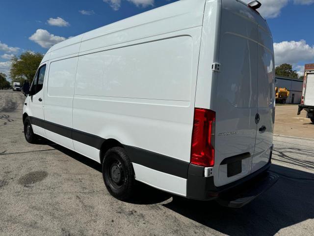 Photo 3 from auction – 2019 MERCEDES-BENZ SPRINTER 2 with VIN WD4PF1CD4KT002262