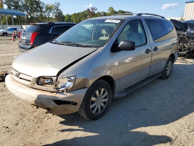 TOYOTA SIENNA LE 2000 with VIN 4T3ZF13C4YU304036 - Photo from auction