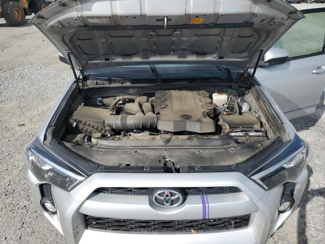 Photo 12 from auction – 2014 TOYOTA 4RUNNER SR with VIN JTEBU5JR3E5173749