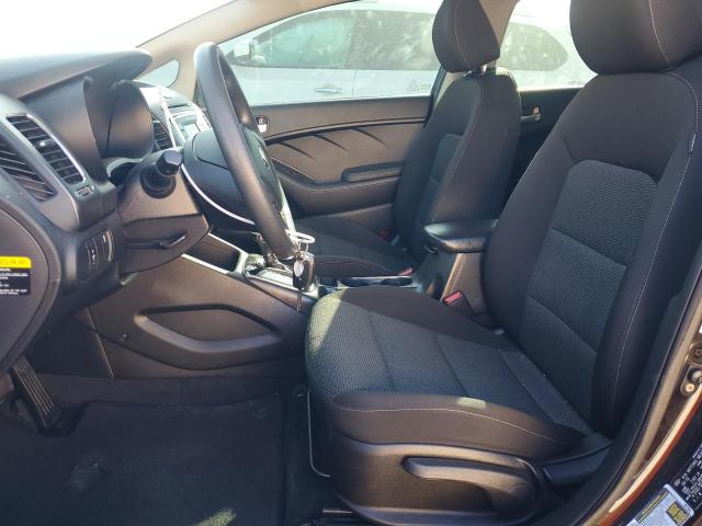 Photo 7 from auction – 2017 KIA FORTE LX with VIN 3KPFK4A75HE058163