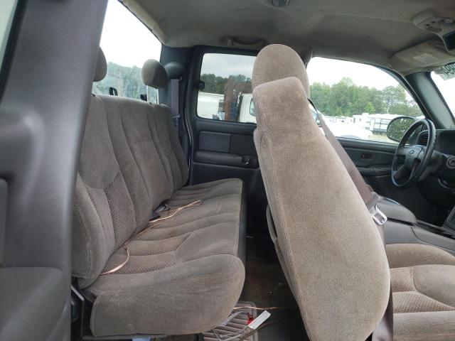 Photo 10 from auction – 2004 CHEVROLET SILVERADO with VIN 1GCHC29114E130167