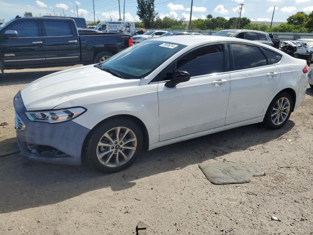 FORD FUSION SE 2017 with VIN 3FA6P0HD7HR262192 - Photo from auction