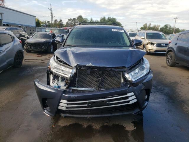Photo 5 from auction – 2018 TOYOTA HIGHLANDER with VIN 5TDBZRFH7JS855342