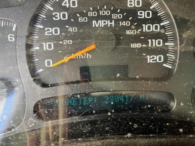 Photo 10 from auction – 2005 GMC NEW SIERRA with VIN 2GTEK13TX51183382