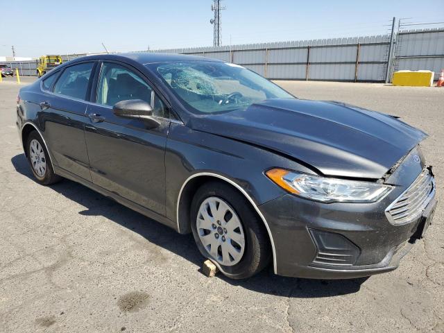 Photo 4 from auction – 2019 FORD FUSION S with VIN 3FA6P0G75KR284730