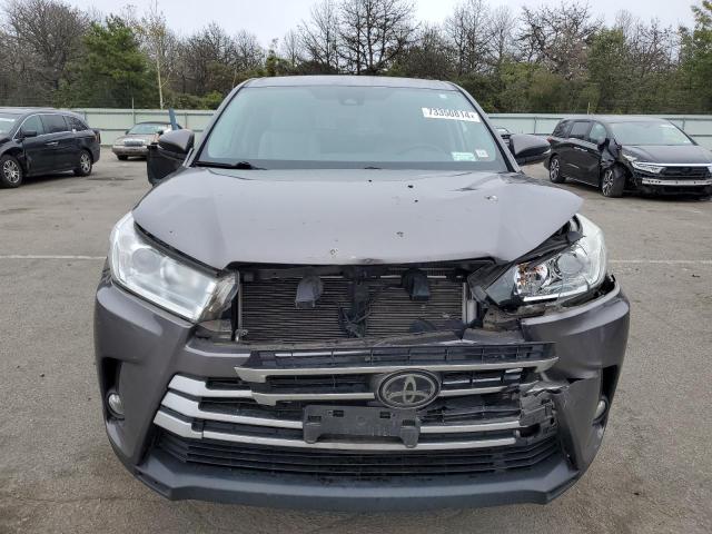 Photo 5 from auction – 2018 TOYOTA HIGHLANDER with VIN 5TDBZRFH8JS905083