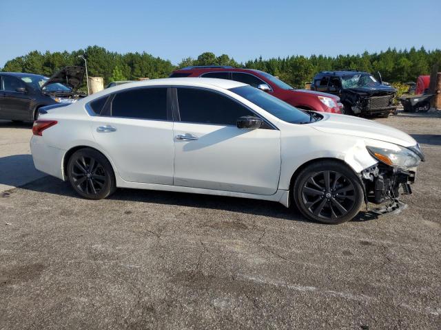 Photo 4 from auction – 2017 NISSAN ALTIMA 2.5 with VIN 1N4AL3AP4HC193004