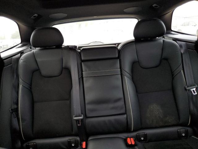 Photo 10 from auction – 2018 VOLVO XC60 T6 R- with VIN LYVA22RMXJB110932