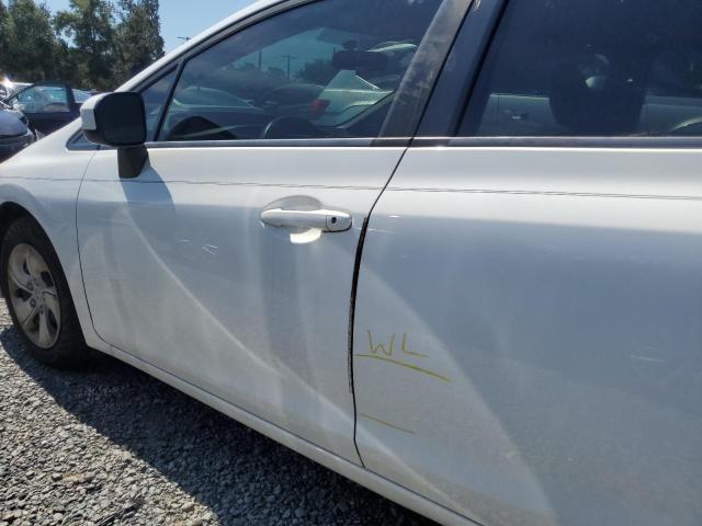 Photo 12 from auction – 2015 HONDA CIVIC LX with VIN 19XFB2F54FE006290