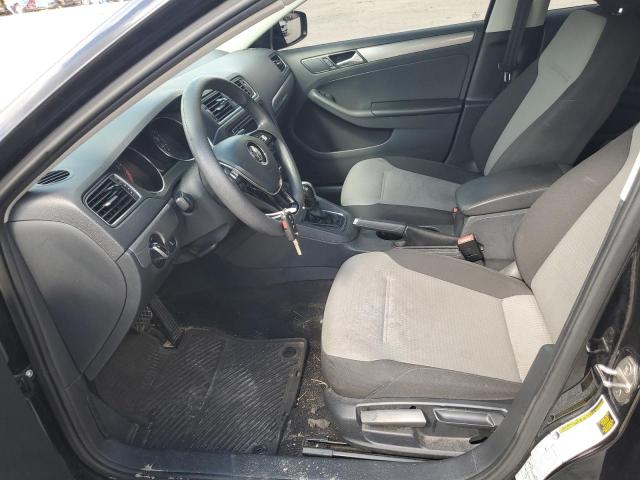 Photo 7 from auction – 2017 VOLKSWAGEN JETTA S with VIN 3VW2B7AJ5HM218444