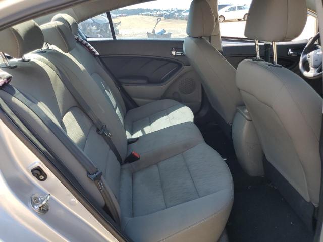 Photo 10 from auction – 2015 KIA FORTE LX with VIN KNAFK4A6XF5295292