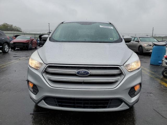 Photo 5 from auction – 2019 FORD ESCAPE SE with VIN 1FMCU9GD4KUB19188