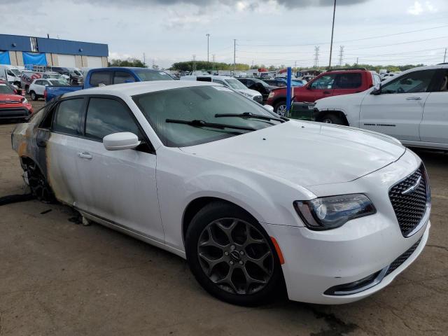 Photo 4 from auction – 2018 CHRYSLER 300 S with VIN 2C3CCAGG6JH149639