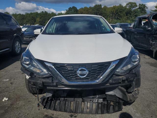 Photo 5 from auction – 2016 NISSAN SENTRA S with VIN 3N1AB7AP5GY332344