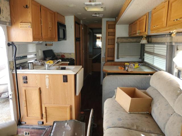 Photo 6 from auction – 2003 WINNEBAGO MOTORHOME with VIN 5B4LP57G623354850