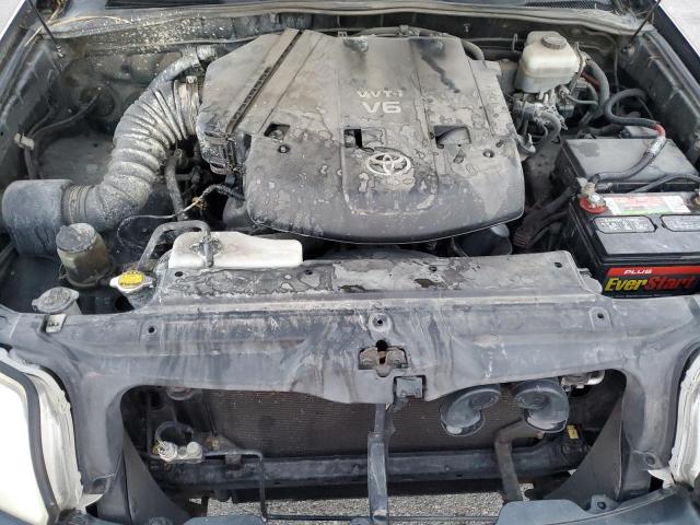 Photo 12 from auction – 2006 TOYOTA 4RUNNER SR with VIN JTEZU14R568042745