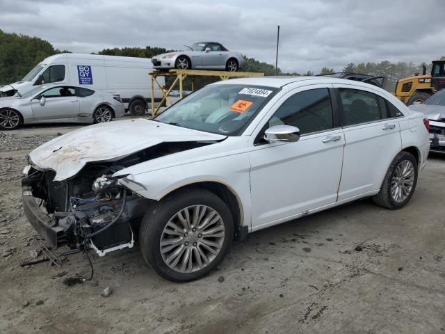 CHRYSLER 200 LIMITE 2011 with VIN 1C3BC2FG8BN569771 - Photo from auction