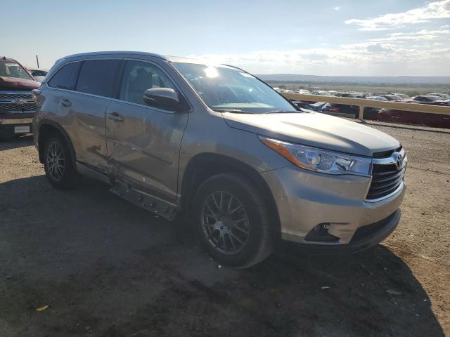 Photo 4 from auction – 2014 TOYOTA HIGHLANDER with VIN 5TDJKRFHXES031115