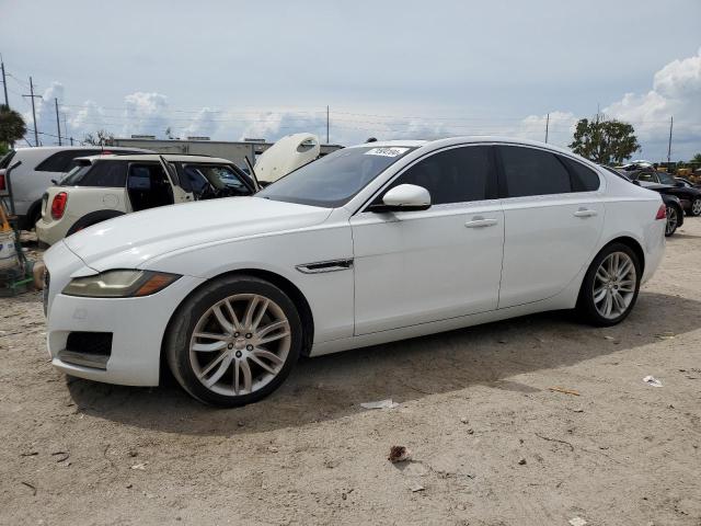 JAGUAR XF PRESTIG 2016 with VIN SAJBE4BV7GCY16448 - Photo from auction