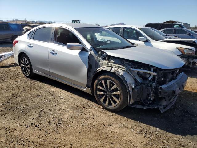 Photo 4 from auction – 2017 NISSAN ALTIMA 2.5 with VIN 1N4AL3AP4HC223179