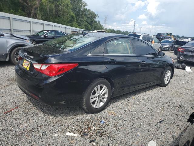 Photo 3 from auction – 2011 HYUNDAI SONATA GLS with VIN 5NPEB4AC7BH024379