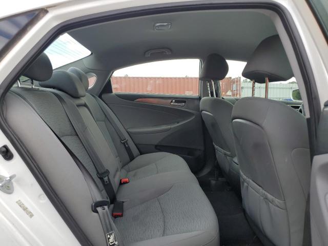 Photo 10 from auction – 2014 HYUNDAI SONATA HYB with VIN KMHEC4A41EA117461