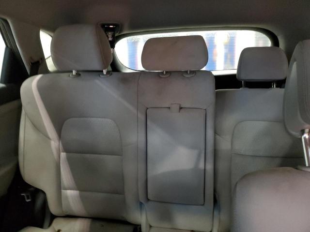 Photo 10 from auction – 2016 HYUNDAI TUCSON LIM with VIN KM8J33A21GU146757