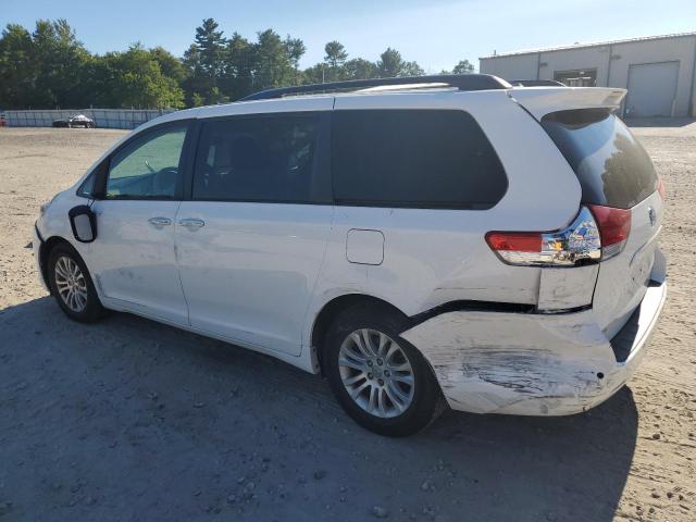 Photo 2 from auction – 2012 TOYOTA SIENNA XLE with VIN 5TDYK3DC9CS273488