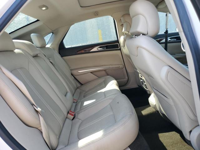 Photo 10 from auction – 2016 LINCOLN MKZ with VIN 3LN6L2G95GR632581