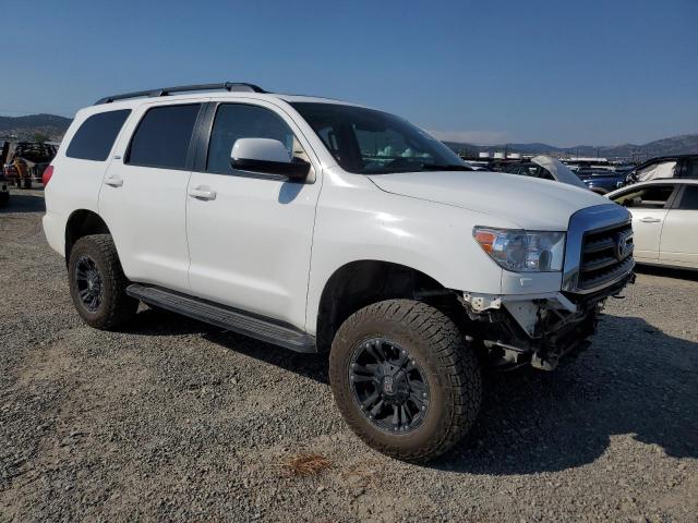 Photo 4 from auction – 2014 TOYOTA SEQUOIA SR with VIN 5TDBY5G19ES097605