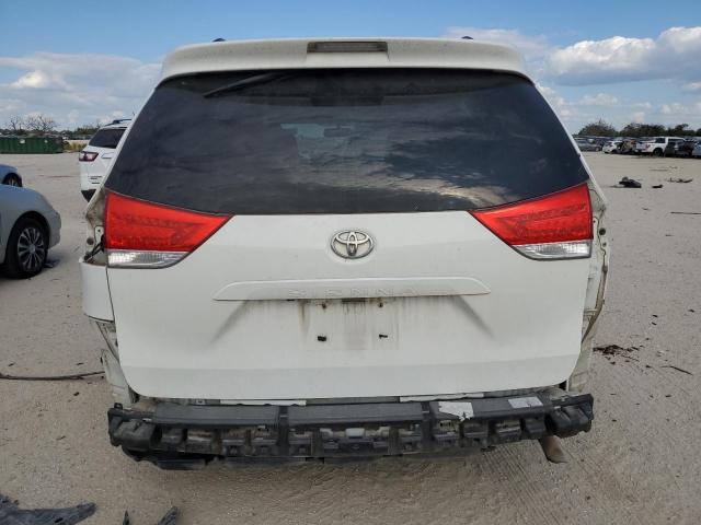 Photo 6 from auction – 2014 TOYOTA SIENNA LE with VIN 5TDKK3DC2ES408027