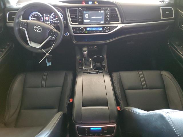 Photo 8 from auction – 2017 TOYOTA HIGHLANDER with VIN 5TDJZRFHXHS376404