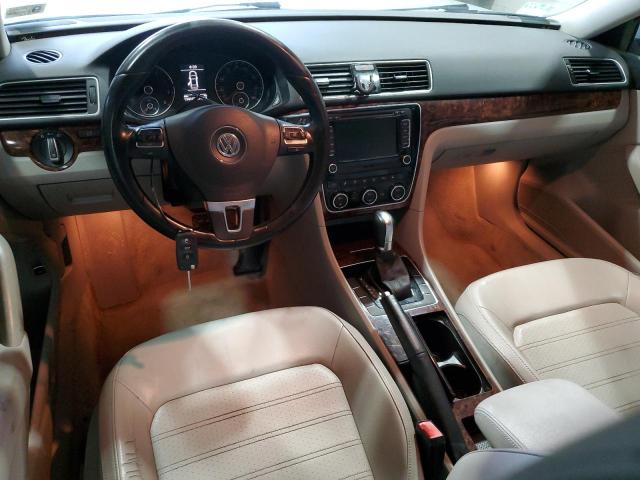 Photo 8 from auction – 2012 VOLKSWAGEN PASSAT with VIN 1VWCH7A35CC029520