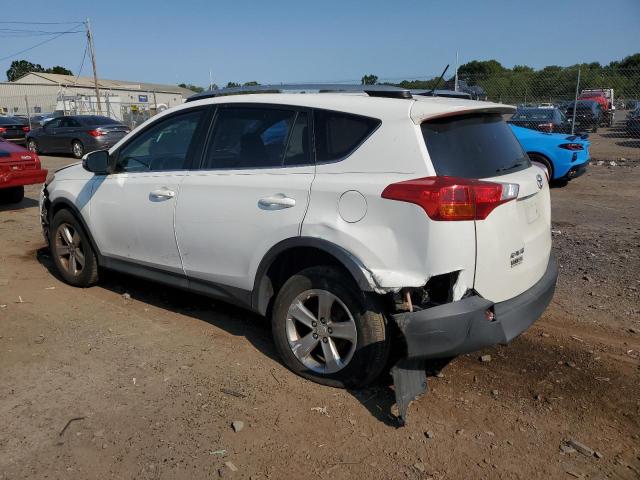 Photo 2 from auction – 2015 TOYOTA RAV4 XLE with VIN 2T3RFREV0FW307638