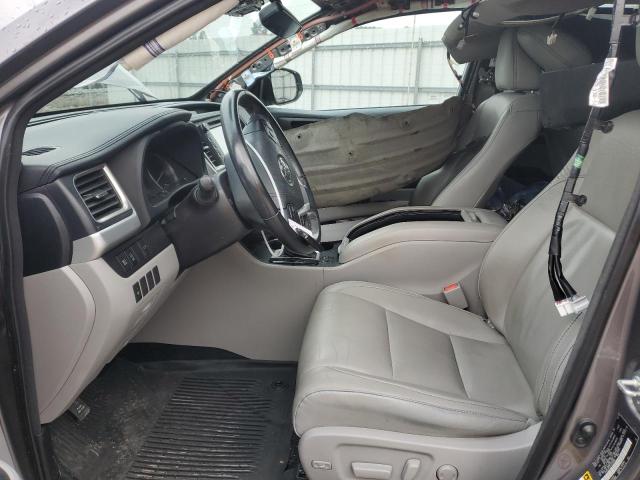Photo 7 from auction – 2018 TOYOTA HIGHLANDER with VIN 5TDKZRFH2JS532882
