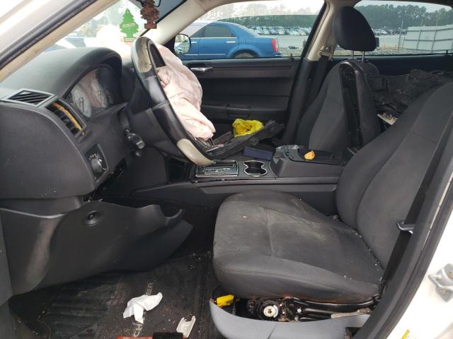 Photo 7 from auction – 2008 CHRYSLER 300 LX with VIN 2C3KA43R18H145972