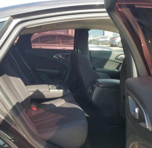 Photo 10 from auction – 2015 CHRYSLER 200 LIMITE with VIN 1C3CCCAB3FN640645
