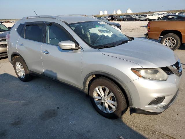 Photo 4 from auction – 2015 NISSAN ROGUE S with VIN KNMAT2MV7FP543715