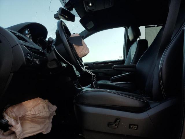 Photo 7 from auction – 2016 CHRYSLER TOWN & COU with VIN 2C4RC1HG7GR159930