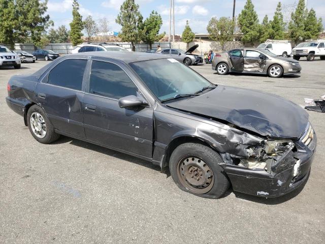 Photo 4 from auction – 2000 TOYOTA CAMRY CE with VIN 4T1BG22K9YU928033