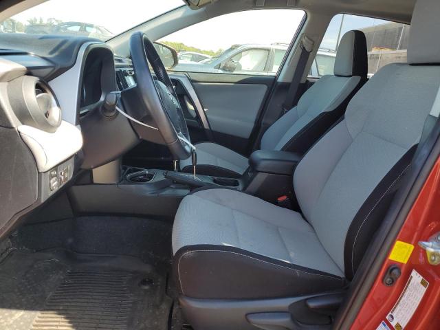 Photo 7 from auction – 2017 TOYOTA RAV4 XLE with VIN JTMRFREV0HJ114598
