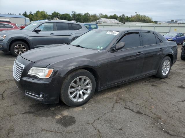 CHRYSLER 300 2013 with VIN 2C3CCAAG1DH565692 - Photo from auction