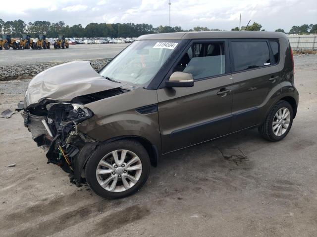 KIA SOUL + 2013 with VIN KNDJT2A61D7511868 - Photo from auction