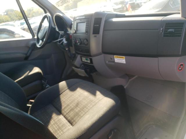 Photo 8 from auction – 2015 MERCEDES-BENZ SPRINTER 2 with VIN WD3PE7CCXF5966487