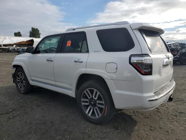 Photo 2 from auction – 2018 TOYOTA 4RUNNER SR with VIN JTEBU5JR8J5534533
