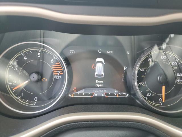 Photo 9 from auction – 2018 JEEP CHEROKEE L with VIN 1C4PJLDBXJD587584